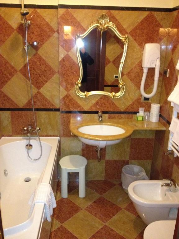 Citta Di Milano 3* Venecia